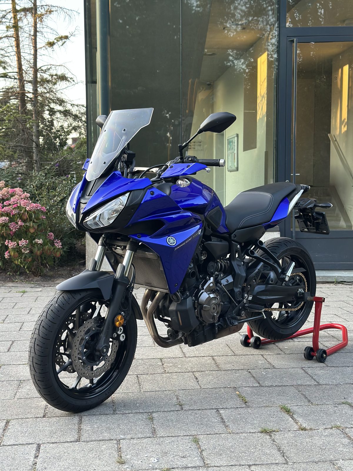 Yamaha Tracer 700 2016, driekwart aanzicht links